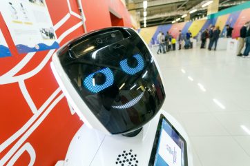 Obudź się, roboty przybyły do Warszawy !